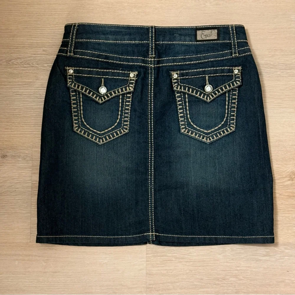 Y2K Earl Jeans Indigo Mini Skirt with Contrast Stitching